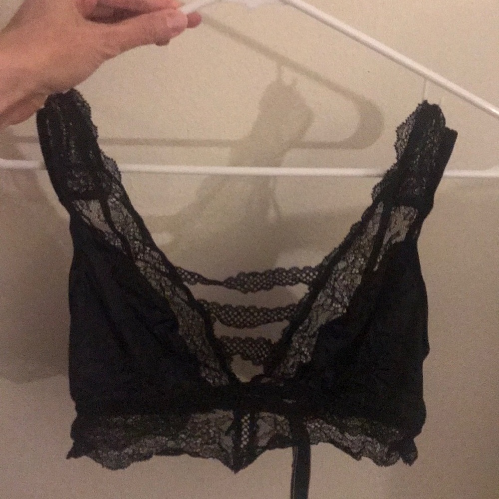 Victoria’s Secret Bra Top size M